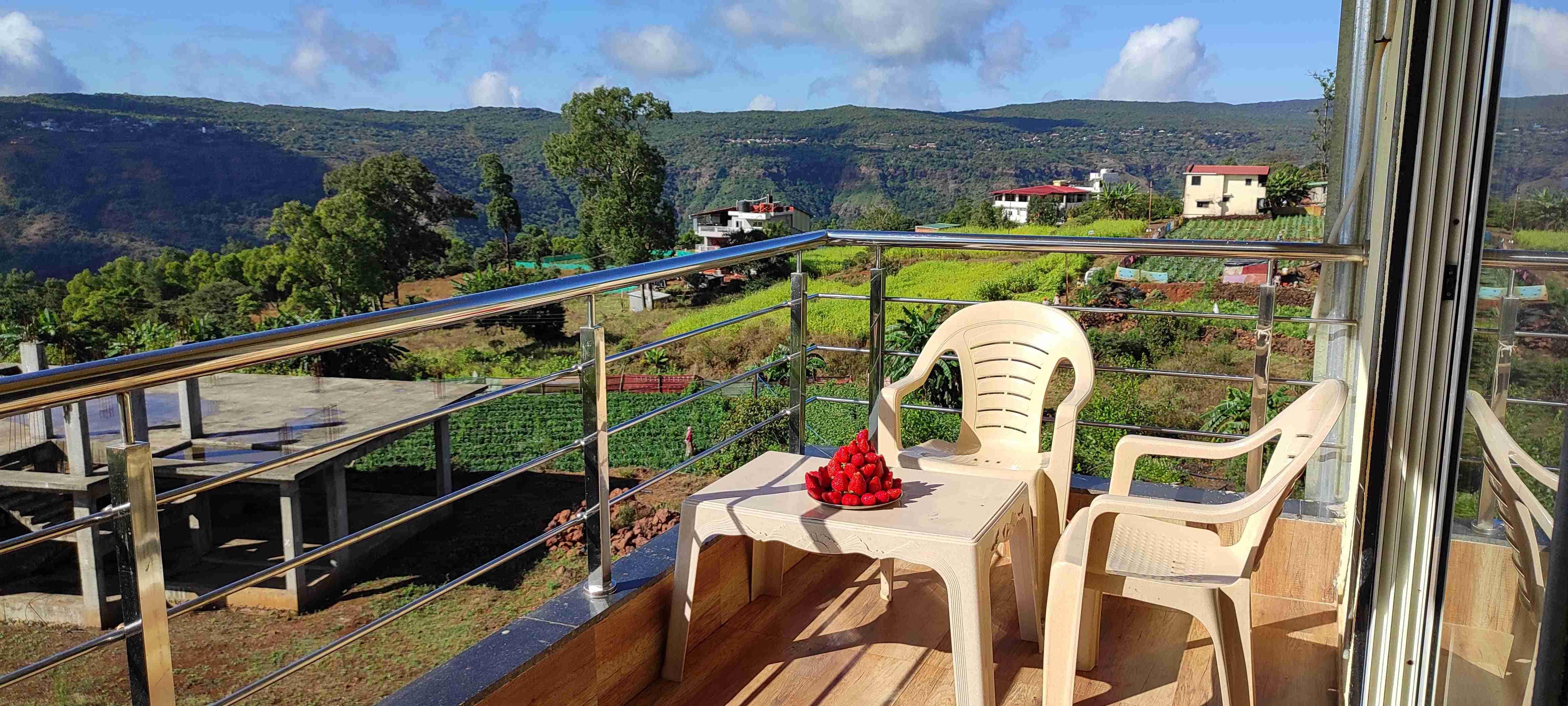 hotels near Mahabaleshwar hill station